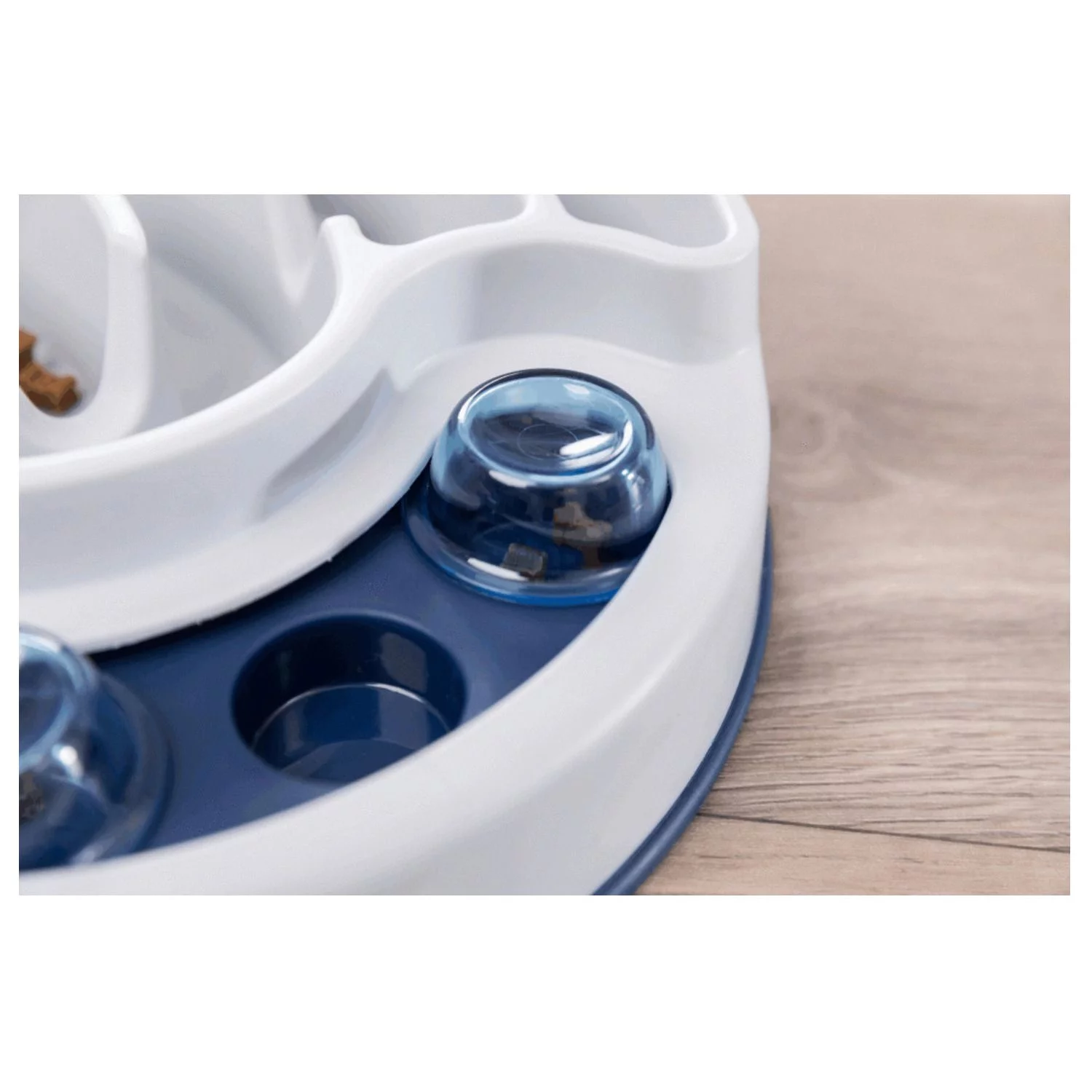 Trixie Dog Activity Slide & Feed Denkspel - Hondenspeelgoed - 30x27 Cm 0.589 Kg Wit Donkerblauw 1 Stuk Level 1 2 Trixie Dog Activity Slide & Feed Denkspel - Hondenspeelgoed - 30x27 Cm 0.589 Kg Wit Donkerblauw 1 Stuk Level 1 - Afbeelding 2