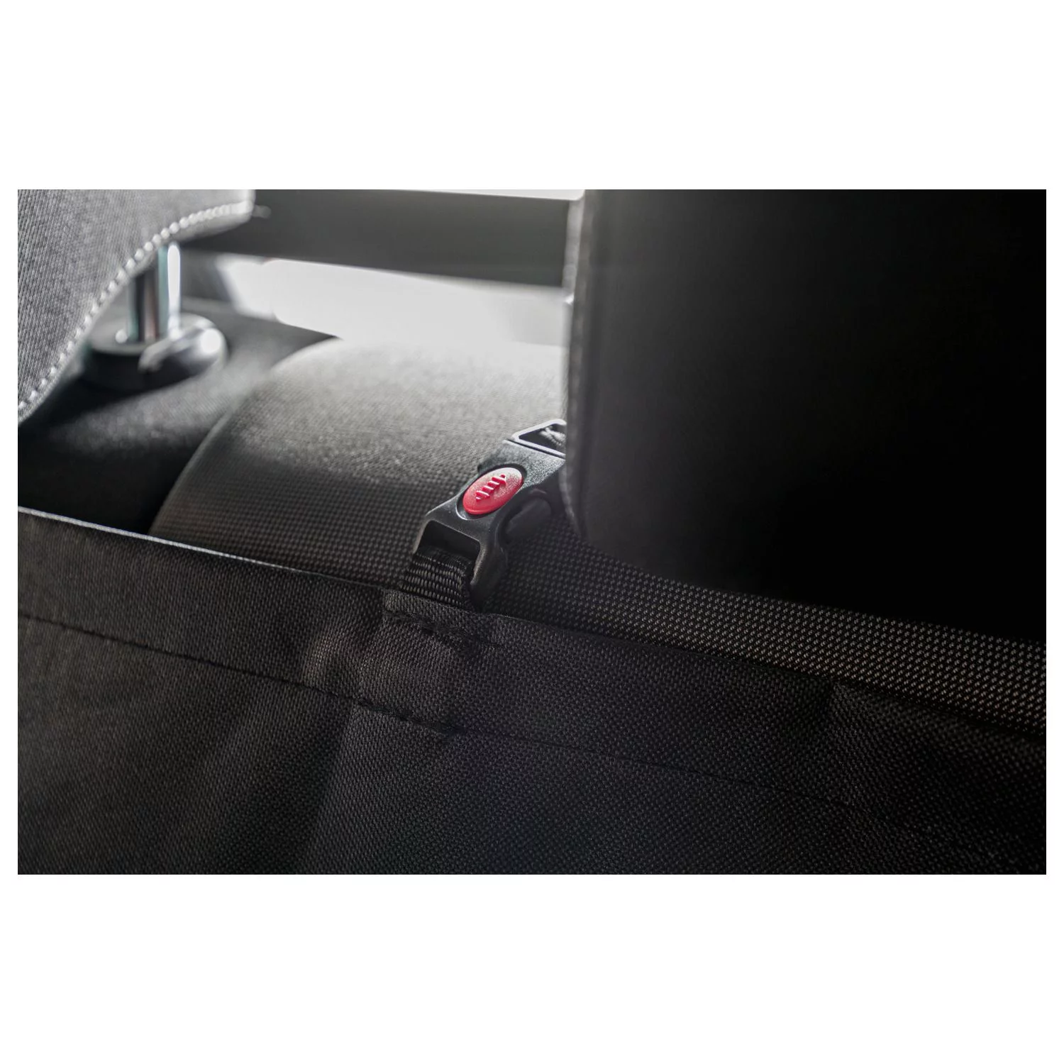 Trixie Auto-Beschermdeken - Hondenautoaccessoire - 1.50x1.35 M Zwart 3 Trixie Auto-Beschermdeken - Hondenautoaccessoire - 1.50x1.35 M Zwart - Afbeelding 3