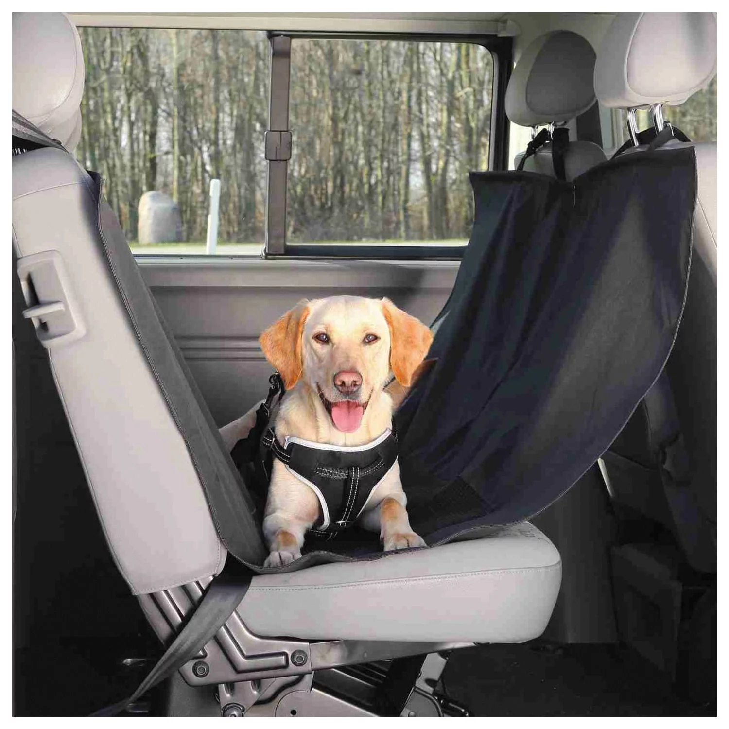 Trixie Auto-Beschermdeken - Hondenautoaccessoire - 1.50x1.35 M Zwart 5 Trixie Auto-Beschermdeken - Hondenautoaccessoire - 1.50x1.35 M Zwart - Afbeelding 5